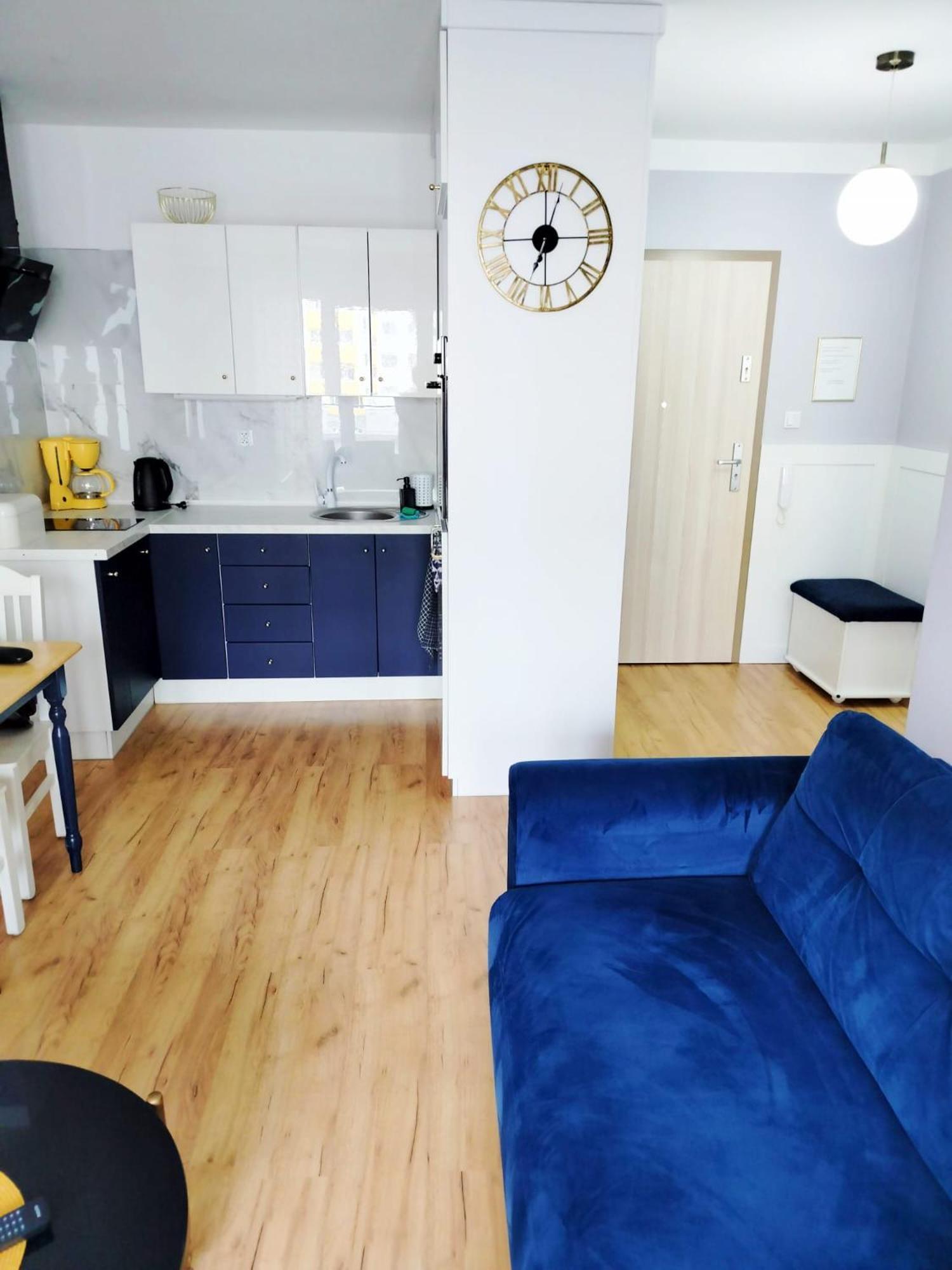 Apartament Niebieski Apartment ชวีโนวิชแจ ภายนอก รูปภาพ